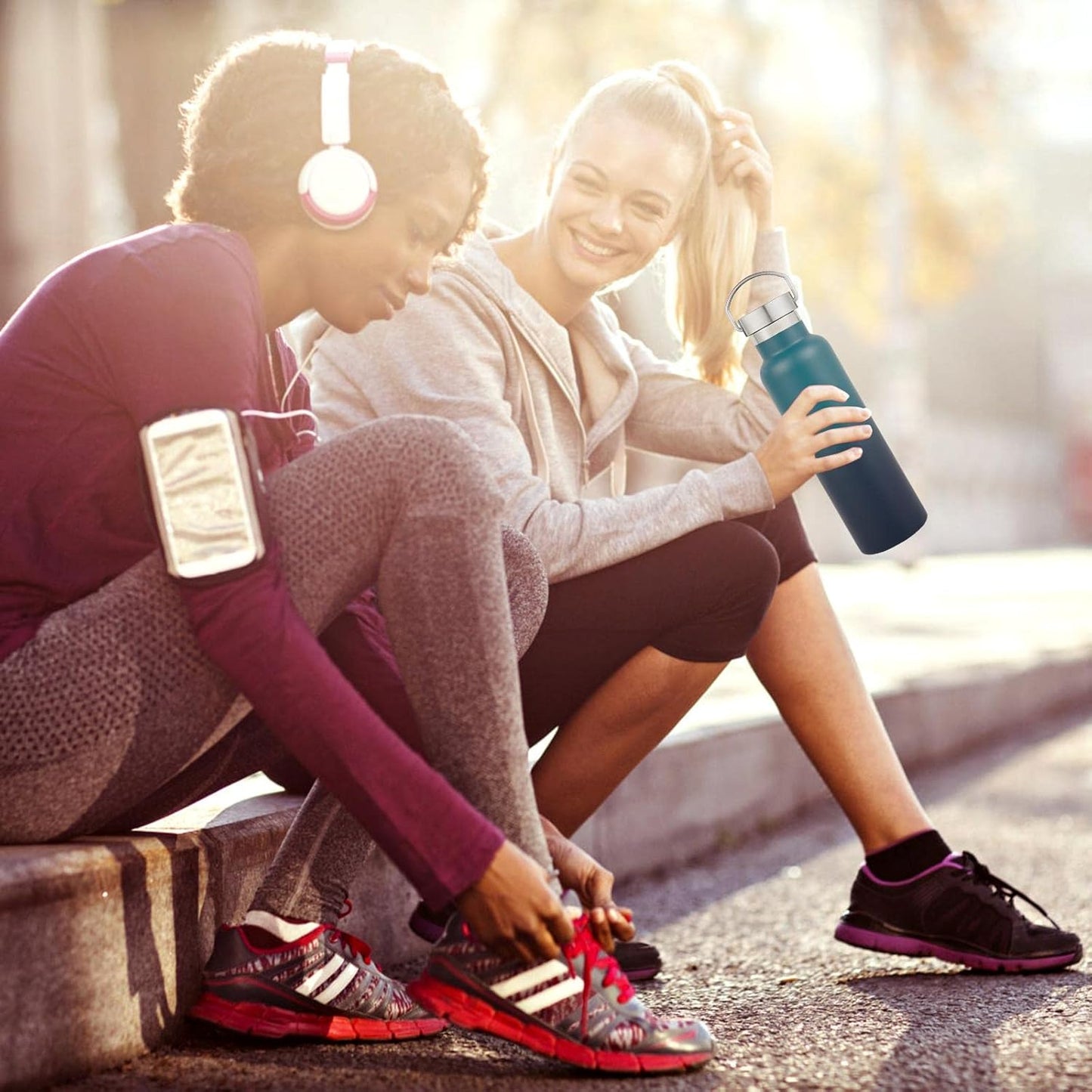 Neihepal 20 oz Insulated Water Bottles Bulk 4 Pack,Stainless Steel Double Wall Sport Bottle with Lid of Handle,Metal Reusable Thermoses Flask for School,Cyclists,Hikers,Gift (Dark Night,Set of 4)