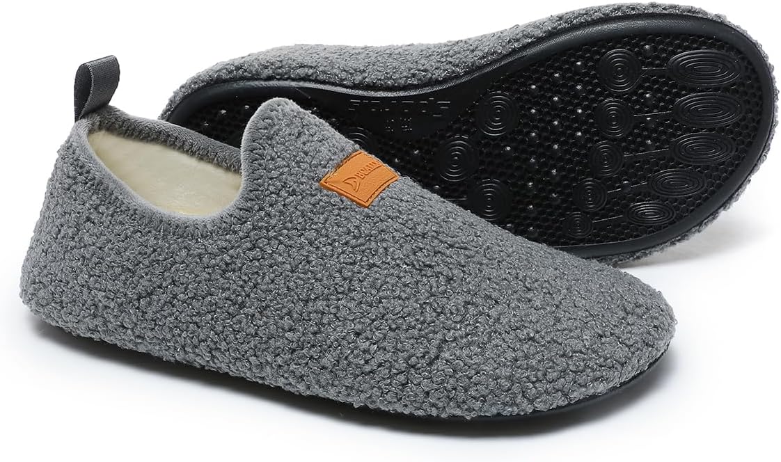 QZKDM Lightweight Slip on Grip Indoor House Slippers Barefoot Non Slip Home Exercise Yoga Shoes for Men Women