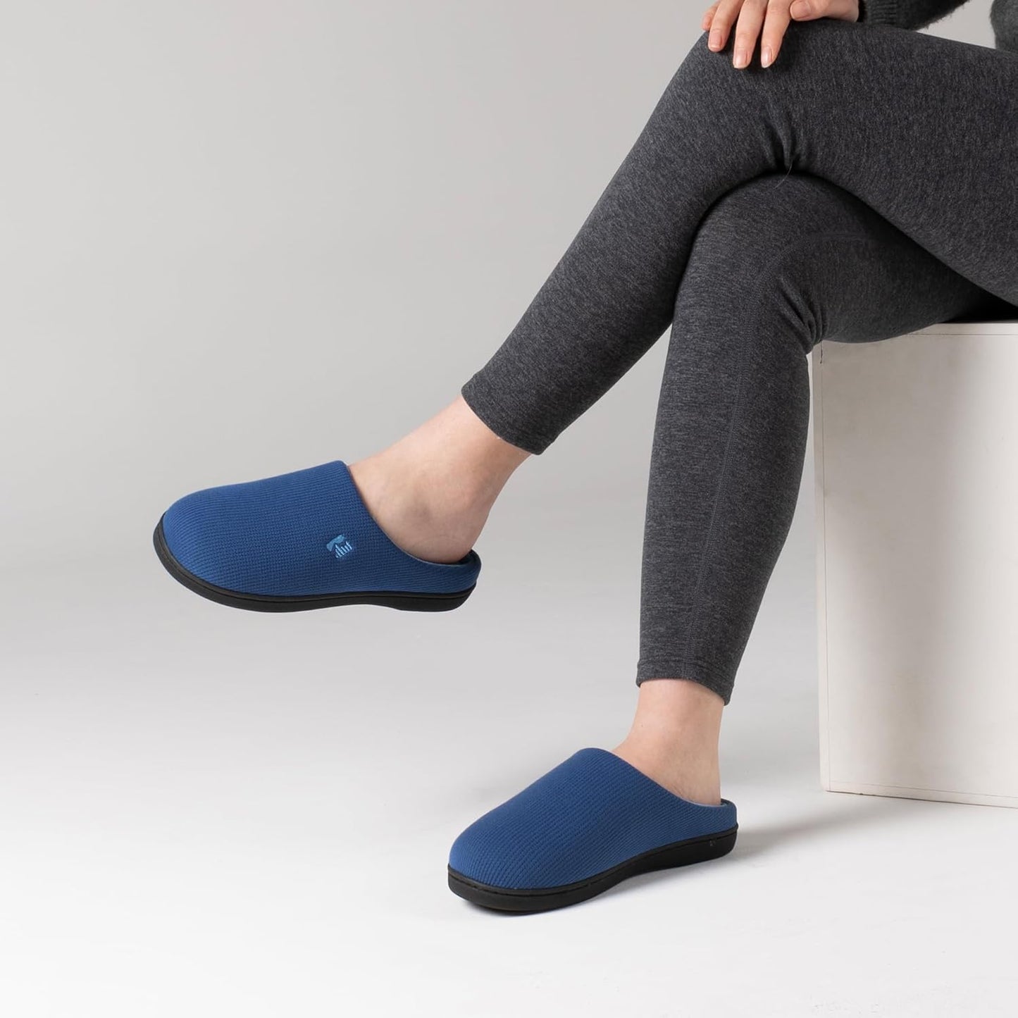 RockDove Women's Original Two-Tone Memory Foam Slipper