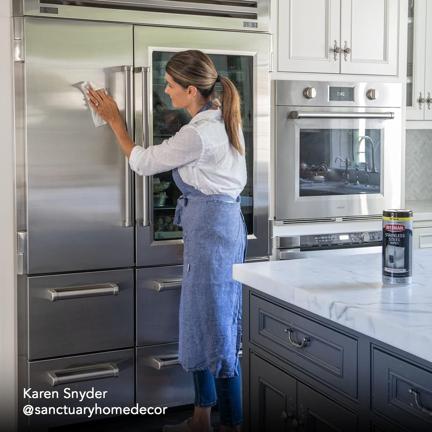 Weiman Stainless Steel Cleaner and Polish Wipes Bundle with Microfiber Cloth-Removes Fingerprints, Water Marks and Grease from Appliances - Works Great on Refrigerators, Ovens, and Grills