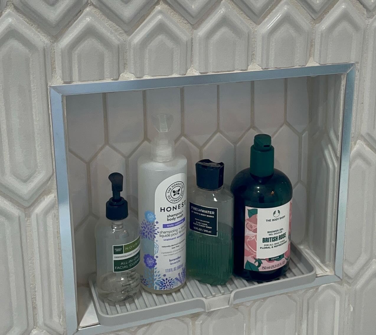 Happitasa Silicone Soap Dish Tray and Sponge Holder with Drain Chute | Bathroom and Kitchen Sink Organizer Caddy (White, 12"x4", 7.4 Ounces)