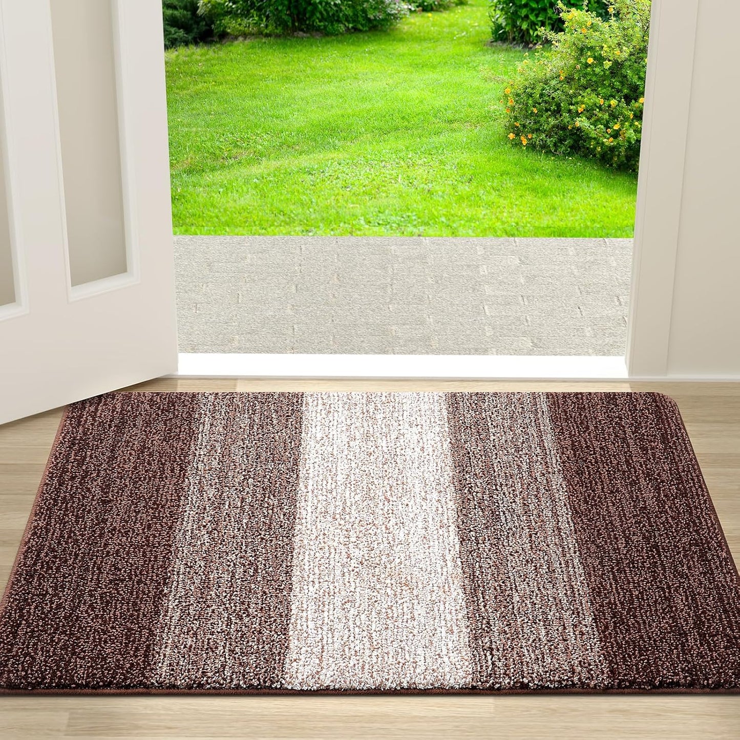 Kitinjoy Indoor Outdoor Door Mat, 30x17 Non-Slip Absorbent Dirt Trapper, Low-Profile Washable Inside Entrance Front Floor Mat, Sturdy Soft Entry Doormats for Entryway, Brown